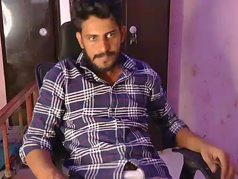 HotXKrish webcam