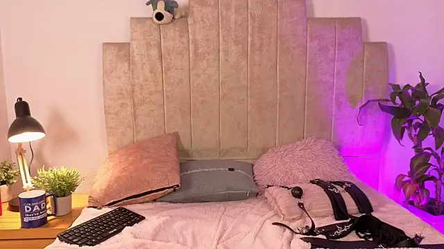 Alana_mitchell18 webcam