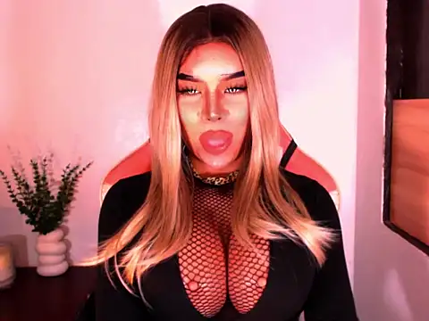Zandralopez webcam