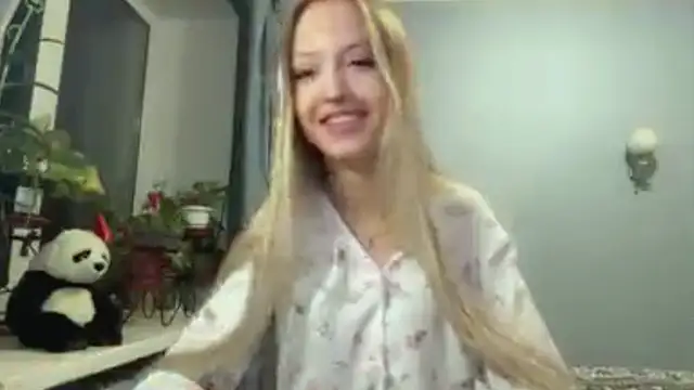 NievesHackey webcam