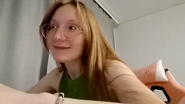 LauraTurber webcam