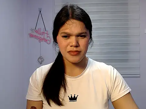 Ivanawolf webcam