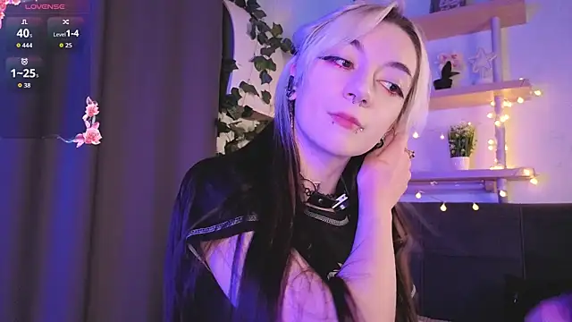 TristaRoht webcam