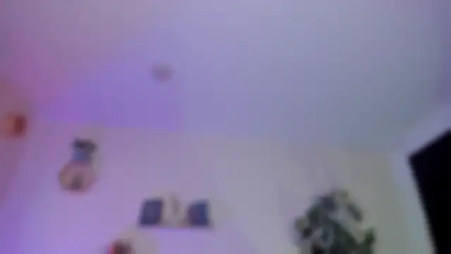 YariRose webcam