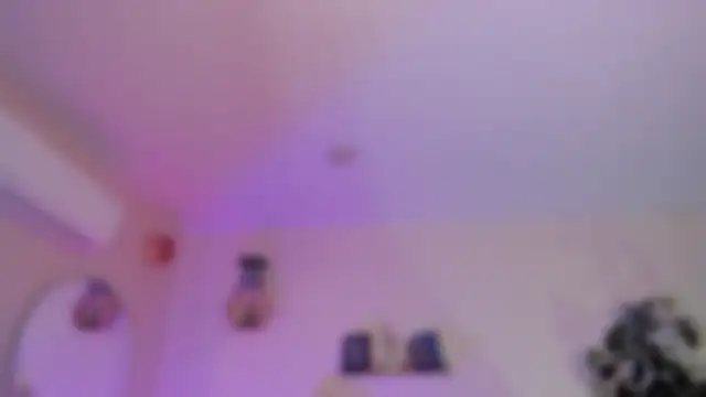 YariRose webcam