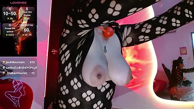 LunaSub69_ webcam