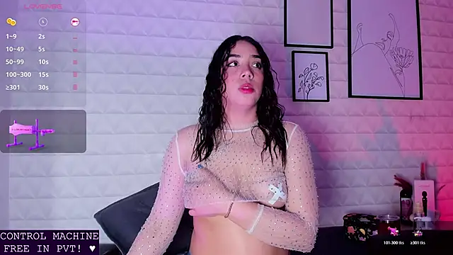 Lizzie-Evans webcam