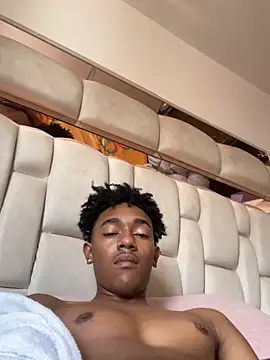 Boy_cock18 webcam