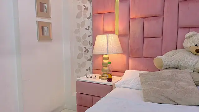 ArianaFranco webcam