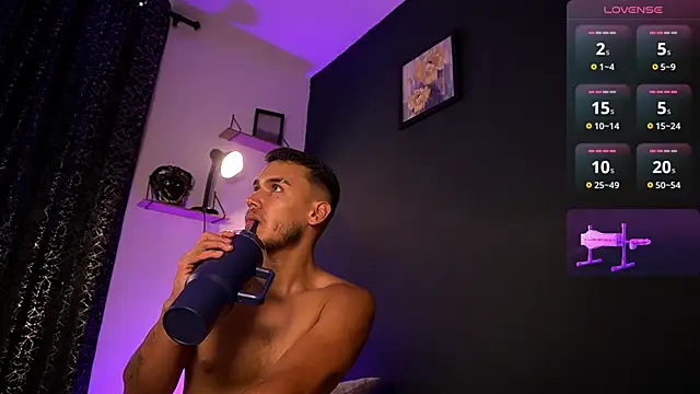 MarkSantozz webcam