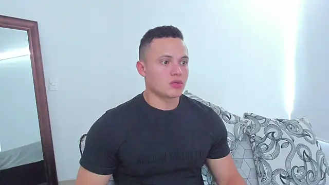 KingLevi01 webcam