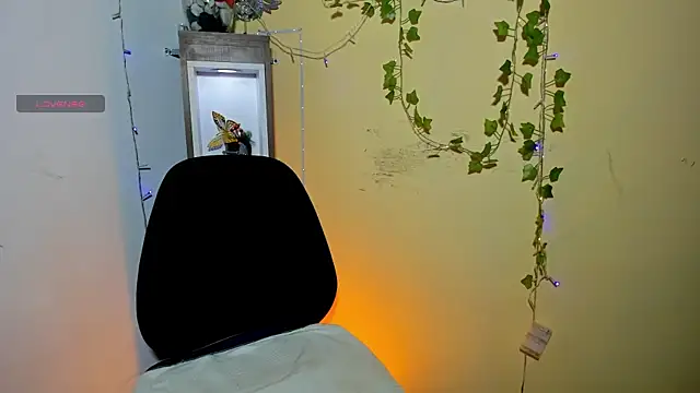 little__eva webcam