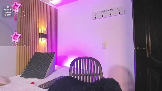 kitty__bunny webcam