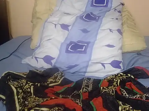 Littlemom124 webcam