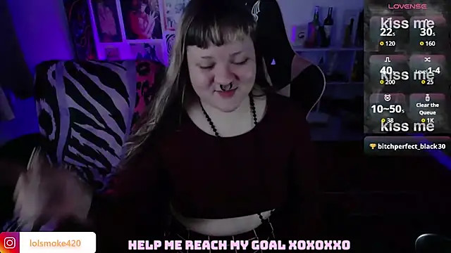 Bdsm_and_fries webcam