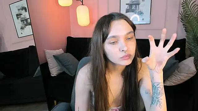 ChloeSunny webcam
