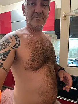 cobraboysex@xh (Ask my age) - evry 25 i do requests at end i cum