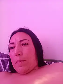 Laura_martin_ webcam