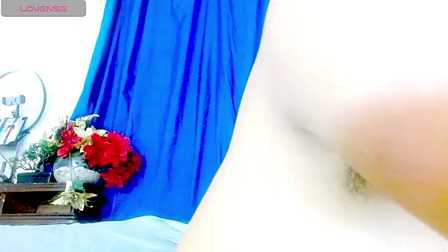 eva_hoot - Eva_Hoot's free webcam - UK Sex Cams