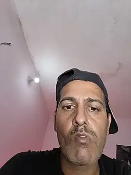 indianjonnysinn - INDIANJONNYSINN's free webcam - UK Sex Cams