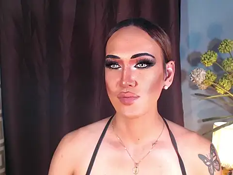 AleinaCroft webcam