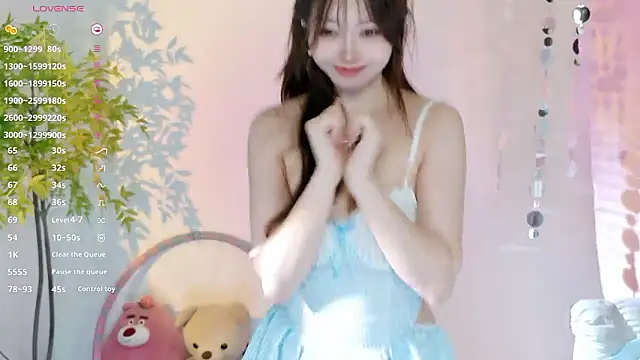 Yiluo95 webcam