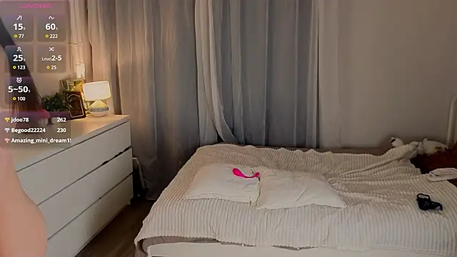 arina_waifu webcam