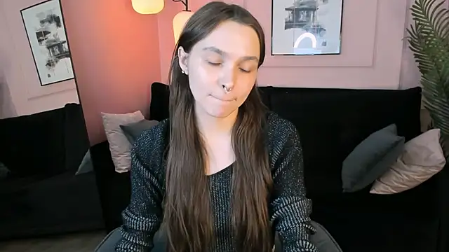 ChloeSunny webcam