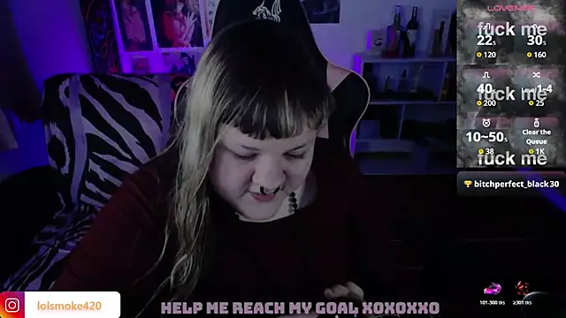 Bdsm_and_fries webcam