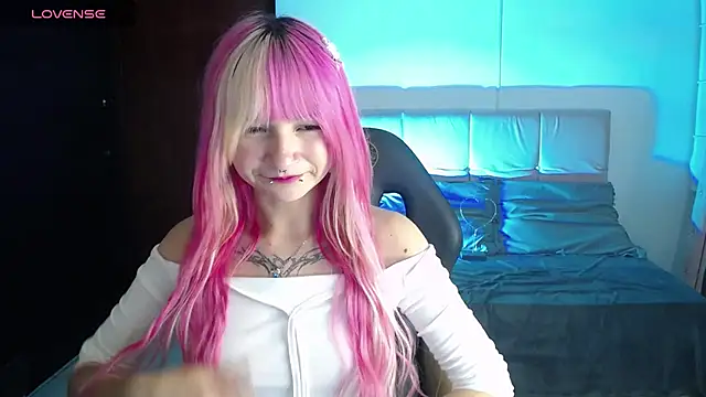 _Charlotte_Collins_ webcam
