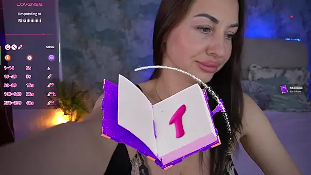 KristiiMax webcam