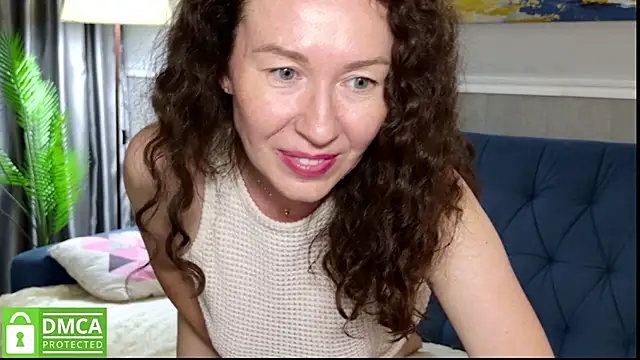 MyrtleGirl_5 webcam
