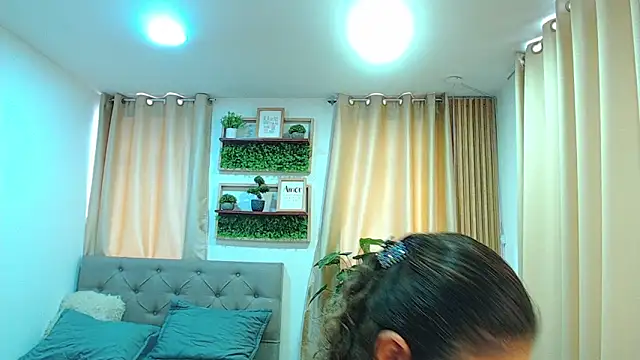 sasi_luna webcam