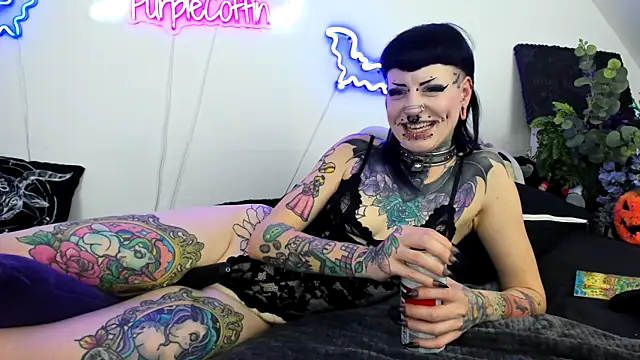 Purple_Coffin666 webcam