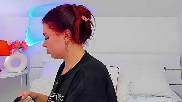 LizyBex webcam