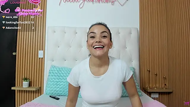 GreciaEvanss webcam