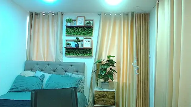 sasi_luna webcam