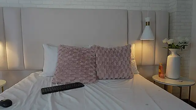 GabyJones_ webcam