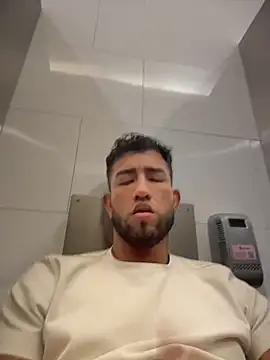 liam_bronw webcam