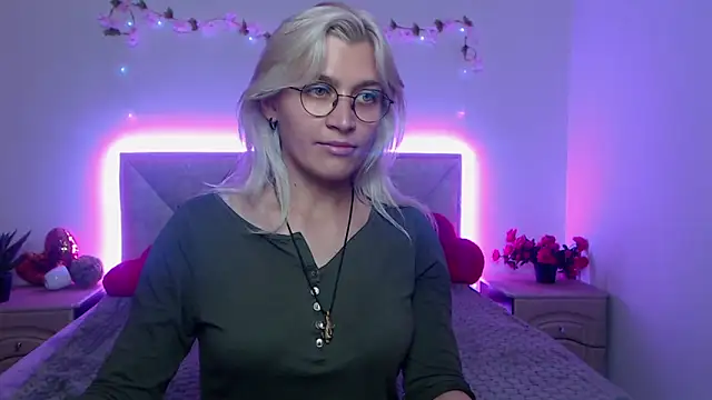 rubydaviss - RubyDaviss's free webcam - UK Sex Cams