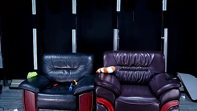 lxgl-yyds - LXGL-YYDS's free webcam - UK Sex Cams