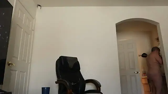 BellaBlueBBW webcam