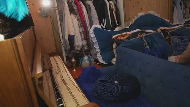 VanessaDoyle webcam