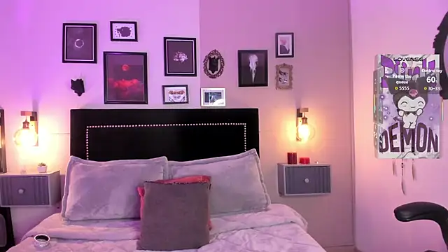 pinkk_deemon webcam