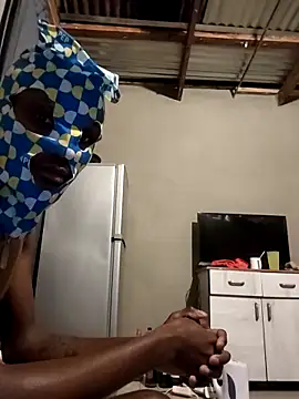 RETURNOFTPNUTS webcam