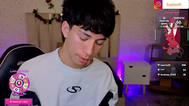 kaelwolf_tay webcam