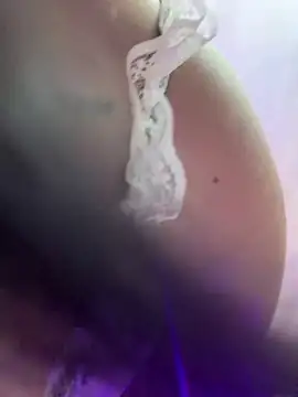 krisstenSantos webcam