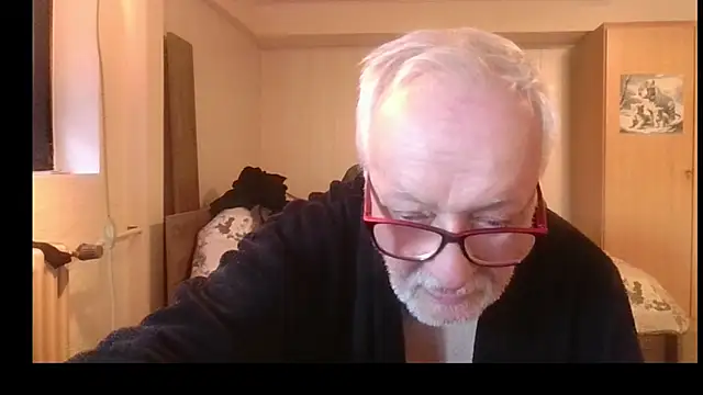 sammy1660 (M grandpa) - Eiermassage