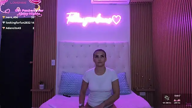 GreciaEvanss webcam