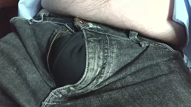 hairyandtiny webcam